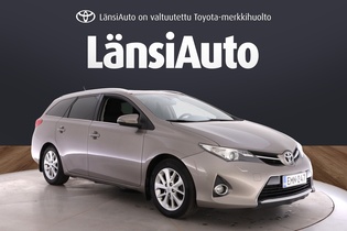 Toyota Auris vaihtoauto