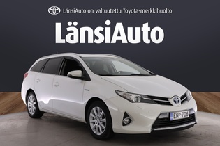 Toyota Auris vaihtoauto