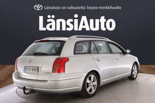 Toyota Avensis vaihtoauto