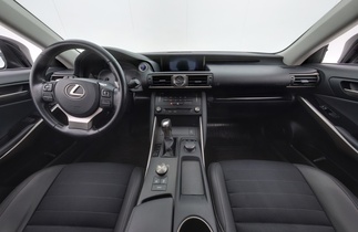 Lexus IS vaihtoauto