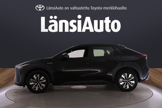 Toyota bZ4X vaihtoauto