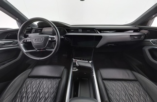 Audi e-tron vaihtoauto