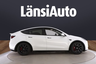 Tesla Model Y vaihtoauto