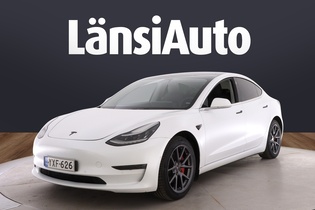Tesla Model 3 vaihtoauto