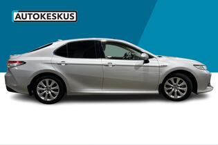 Toyota Camry vaihtoauto