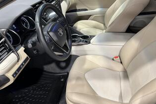 Toyota Camry vaihtoauto