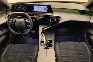 Peugeot E-3008 vaihtoauto