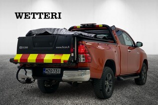 Toyota Hilux vaihtoauto