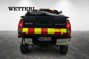 Toyota Hilux vaihtoauto