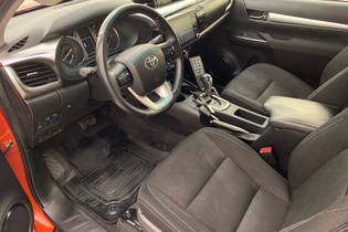 Toyota Hilux vaihtoauto