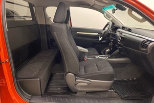 Toyota Hilux vaihtoauto