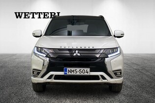 Mitsubishi Outlander PHEV vaihtoauto
