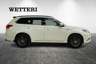 Mitsubishi Outlander PHEV vaihtoauto