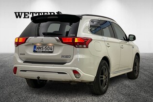 Mitsubishi Outlander PHEV vaihtoauto