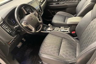 Mitsubishi Outlander PHEV vaihtoauto