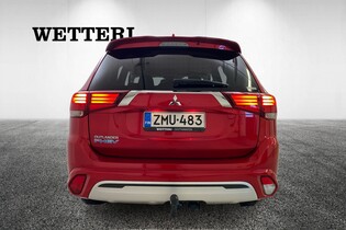 Mitsubishi Outlander PHEV vaihtoauto