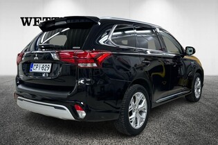 Mitsubishi Outlander PHEV vaihtoauto