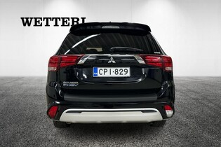 Mitsubishi Outlander PHEV vaihtoauto