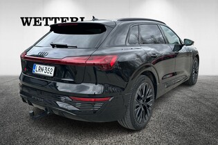 Audi Q8 e-tron vaihtoauto