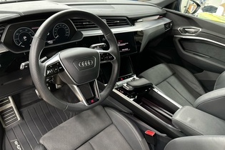 Audi Q8 e-tron vaihtoauto