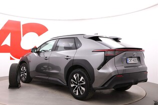 Toyota bZ4X vaihtoauto