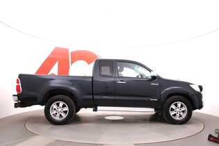 Toyota Hilux vaihtoauto