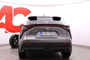 Toyota bZ4X vaihtoauto