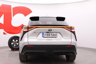 Toyota bZ4X vaihtoauto