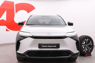 Toyota bZ4X vaihtoauto