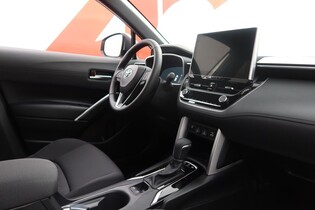 Toyota Corolla Cross vaihtoauto