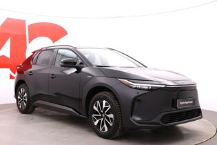 Toyota bZ4X vaihtoauto