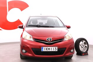 Toyota Yaris vaihtoauto