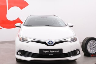 Toyota Auris vaihtoauto