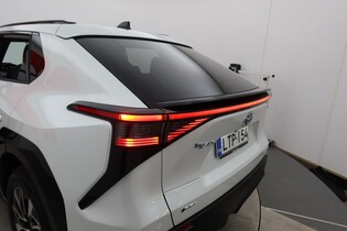 Toyota bZ4X vaihtoauto