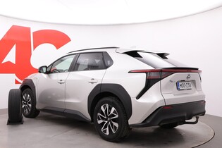 Toyota bZ4X vaihtoauto