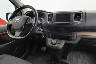 Toyota Proace Verso vaihtoauto