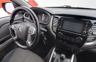 Mitsubishi L200 vaihtoauto