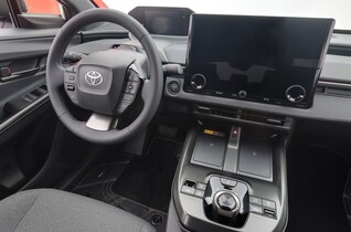 Toyota bZ4X vaihtoauto