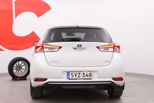 Toyota Auris vaihtoauto