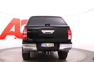 Toyota Hilux vaihtoauto