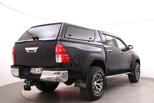 Toyota Hilux vaihtoauto