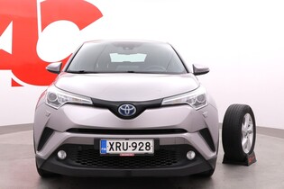 Toyota C-HR vaihtoauto