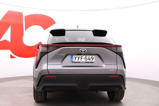 Toyota bZ4X vaihtoauto