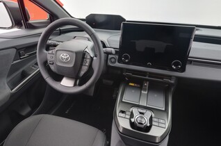 Toyota C-HR+ vaihtoauto