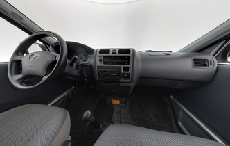 Toyota Hiace vaihtoauto