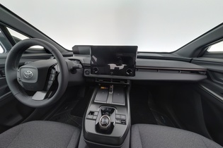 Toyota bZ4X vaihtoauto