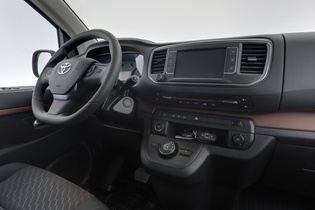 Toyota Proace Verso vaihtoauto