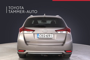 Toyota Auris vaihtoauto