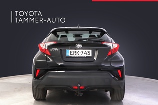 Toyota C-HR vaihtoauto
