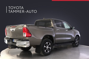 Toyota Hilux vaihtoauto